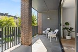 https://images.listonce.com.au/custom/160x/listings/3-sweetbox-walk-malvern-east-vic-3145/666/01739666_img_06.jpg?Gh4mduIpNjw
