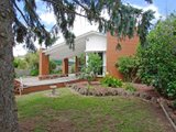 https://images.listonce.com.au/custom/160x/listings/3-tanner-court-breakwater-vic-3219/688/01699688_img_01.jpg?W_BEUFuVt8k