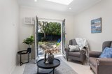 https://images.listonce.com.au/custom/160x/listings/3-temora-street-mordialloc-vic-3195/240/01165240_img_10.jpg?wMorOALzVc0