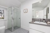 https://images.listonce.com.au/custom/160x/listings/3-the-avenue-ocean-grove-vic-3226/105/01681105_img_12.jpg?pM_Z2YzBtnQ
