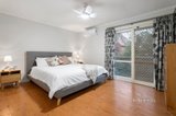 https://images.listonce.com.au/custom/160x/listings/3-the-oaks-croydon-vic-3136/618/01568618_img_08.jpg?nIuB2WpCyiw