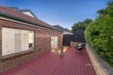 https://images.listonce.com.au/custom/160x/listings/3-the-quadrangle-glen-waverley-vic-3150/664/01487664_img_09.jpg?2wVSeKAJPa4