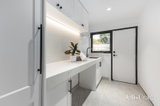 https://images.listonce.com.au/custom/160x/listings/3-tidcombe-crescent-doncaster-east-vic-3109/782/01812782_img_16.jpg?rKcv6yOOf2Y