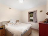 https://images.listonce.com.au/custom/160x/listings/3-tie-street-mont-albert-north-vic-3129/372/01685372_img_03.jpg?WTJ4jEpXmE0