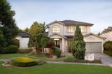 https://images.listonce.com.au/custom/160x/listings/3-toorak-court-greensborough-vic-3088/673/01476673_img_01.jpg?g8Z2fNqT1ck