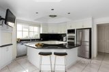 https://images.listonce.com.au/custom/160x/listings/3-toorak-court-greensborough-vic-3088/673/01476673_img_03.jpg?zqyGishJOjY