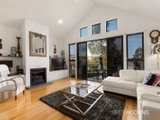 https://images.listonce.com.au/custom/160x/listings/3-tregutha-way-newport-vic-3015/991/01202991_img_07.jpg?XoHaV3y6Z5Y