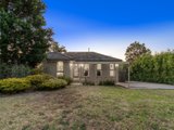 https://images.listonce.com.au/custom/160x/listings/3-view-point-drive-chirnside-park-vic-3116/372/01524372_img_01.jpg?aiWtkSiYN4Q