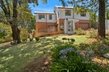 https://images.listonce.com.au/custom/160x/listings/3-vincent-street-north-daylesford-vic-3460/284/01646284_img_01.jpg?ppP2_3R4GoE