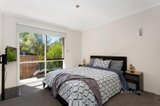 https://images.listonce.com.au/custom/160x/listings/3-walsh-street-eltham-vic-3095/754/01297754_img_06.jpg?L3BidGoUfdU