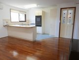 https://images.listonce.com.au/custom/160x/listings/3-ward-street-bentleigh-vic-3204/080/01817080_img_03.jpg?9riXzxSV-PM