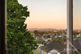 https://images.listonce.com.au/custom/160x/listings/3-wardrop-grove-northcote-vic-3070/144/01986144_img_19.jpg?Vmy6DCAJWxo