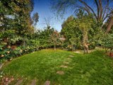 https://images.listonce.com.au/custom/160x/listings/3-wild-life-parade-balwyn-north-vic-3104/907/01684907_img_05.jpg?NPIHRRcACY0