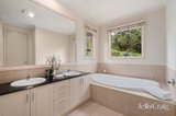 https://images.listonce.com.au/custom/160x/listings/3-winifred-court-templestowe-vic-3106/936/01899936_img_07.jpg?bwdVzeW_aCM