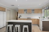 https://images.listonce.com.au/custom/160x/listings/3-wiregrass-court-south-morang-vic-3752/757/01174757_img_02.jpg?YzMFW4LIp0U