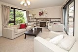 https://images.listonce.com.au/custom/160x/listings/3-wynyard-street-glen-waverley-vic-3150/123/01700123_img_09.jpg?NZewN_Y3nIU