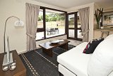 https://images.listonce.com.au/custom/160x/listings/3-wynyard-street-glen-waverley-vic-3150/123/01700123_img_10.jpg?ZuR3b2E9dXs