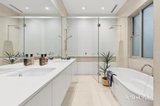 https://images.listonce.com.au/custom/160x/listings/3-young-street-brighton-vic-3186/073/01923073_img_06.jpg?vwulH8Ct53E