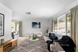 https://images.listonce.com.au/custom/160x/listings/30-arcadia-way-eltham-north-vic-3095/320/01736320_img_02.jpg?RDcYD06P9fY