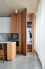 https://images.listonce.com.au/custom/160x/listings/30-atkins-street-kew-vic-3101/791/01737791_img_19.jpg?C6Crt_SyCUA
