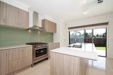 https://images.listonce.com.au/custom/160x/listings/30-bennison-street-croydon-vic-3136/249/01942249_img_12.jpg?idfKkiUELx8