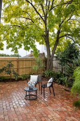 https://images.listonce.com.au/custom/160x/listings/30-bird-avenue-northcote-vic-3070/799/01339799_img_11.jpg?b3T19656OjE