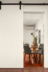 https://images.listonce.com.au/custom/160x/listings/30-bowen-street-moonee-ponds-vic-3039/266/01034266_img_01.jpg?zqKPYtZDu1o