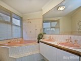 https://images.listonce.com.au/custom/160x/listings/30-brazilia-drive-glen-waverley-vic-3150/624/01658624_img_10.jpg?XitzwEToRPA