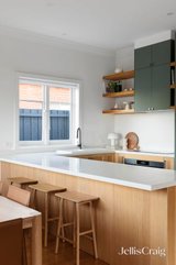 https://images.listonce.com.au/custom/160x/listings/30-brooke-street-northcote-vic-3070/770/01746770_img_13.jpg?1PTl7zUQiLk