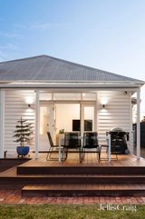 https://images.listonce.com.au/custom/160x/listings/30-brooke-street-northcote-vic-3070/770/01746770_img_17.jpg?D4kfxcE2Aqo