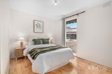 https://images.listonce.com.au/custom/160x/listings/30-charles-green-avenue-endeavour-hills-vic-3802/654/01827654_img_09.jpg?9FsPPIl51vY