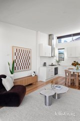 https://images.listonce.com.au/custom/160x/listings/30-claude-street-northcote-vic-3070/067/01887067_img_03.jpg?SjqxMmM3Al4