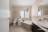 https://images.listonce.com.au/custom/160x/listings/30-clearwater-drive-lilydale-vic-3140/259/01933259_img_12.jpg?VLmbQiz7WVk