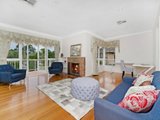 https://images.listonce.com.au/custom/160x/listings/30-clifton-street-balwyn-north-vic-3104/136/01684136_img_02.jpg?A_cuRIHKJTA