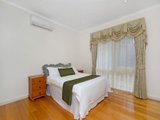 https://images.listonce.com.au/custom/160x/listings/30-clifton-street-balwyn-north-vic-3104/136/01684136_img_09.jpg?TvuCRwVgspU