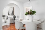 https://images.listonce.com.au/custom/160x/listings/30-clifton-street-bentleigh-east-vic-3165/915/01701915_img_05.jpg?wIa3VTZvG9Q