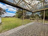 https://images.listonce.com.au/custom/160x/listings/30-cullinan-road-batesford-vic-3213/637/01737637_img_24.jpg?FWuFxOEqRsg