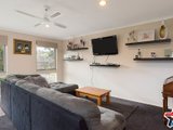 https://images.listonce.com.au/custom/160x/listings/30-david-drive-mooroolbark-vic-3138/835/01524835_img_03.jpg?gYUHZmotTVc