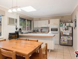 https://images.listonce.com.au/custom/160x/listings/30-david-drive-mooroolbark-vic-3138/835/01524835_img_06.jpg?XrmflcTiQj8