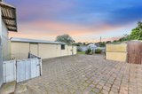 https://images.listonce.com.au/custom/160x/listings/30-detroit-crescent-corio-vic-3214/675/01698675_img_12.jpg?sleEgjUEjyo