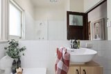 https://images.listonce.com.au/custom/160x/listings/30-elizabeth-street-brighton-east-vic-3187/819/01914819_img_17.jpg?DMOubMJP08U