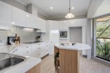 https://images.listonce.com.au/custom/160x/listings/30-farquharson-street-mount-waverley-vic-3149/254/01521254_img_03.jpg?IMDCZXfG624