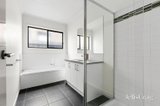 https://images.listonce.com.au/custom/160x/listings/30-glenfine-avenue-hamlyn-heights-vic-3215/242/01923242_img_05.jpg?RY0Y8mGJPS8