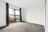 https://images.listonce.com.au/custom/160x/listings/30-glenfine-avenue-hamlyn-heights-vic-3215/990/01941990_img_03.jpg?HbgUBHjta2o