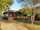 https://images.listonce.com.au/custom/160x/listings/30-greenslopes-drive-mooroolbark-vic-3138/175/01524175_img_01.jpg?84wY5qlxqV8