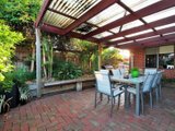 https://images.listonce.com.au/custom/160x/listings/30-greenslopes-drive-mooroolbark-vic-3138/175/01524175_img_17.jpg?Yt1CjdZa9r0