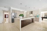 https://images.listonce.com.au/custom/160x/listings/30-halliday-street-mount-waverley-vic-3149/664/01922664_img_04.jpg?8aw4CwRsJYk