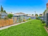 https://images.listonce.com.au/custom/160x/listings/30-hambleton-street-albert-park-vic-3206/400/01087400_img_08.jpg?MH26q6574MM