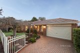 https://images.listonce.com.au/custom/160x/listings/30-heron-court-ringwood-north-vic-3134/752/01573752_img_02.jpg?B9Lchnx0Bs0