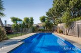 https://images.listonce.com.au/custom/160x/listings/30-larbert-road-mooroolbark-vic-3138/879/01902879_img_02.jpg?vFTqqj8oJ7A